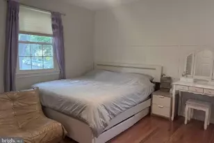 4360 Greenberry Ln, Annandale, VA 22003 - Photo 6