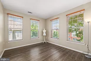 11397 Aristotle Dr, Fairfax, VA 22030 - Photo 2