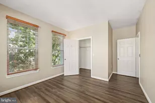 11397 Aristotle Dr, Fairfax, VA 22030 - Photo 14
