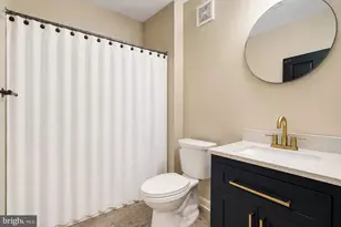 11397 Aristotle Dr, Fairfax, VA 22030 - Photo 18