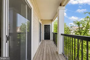 11397 Aristotle Dr, Fairfax, VA 22030 - Photo 14