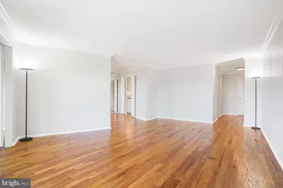 5904 Mount Eagle Drive #614, Alexandria, VA 22303 - Photo 4