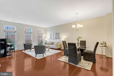 4479 Beacon Grove Circle, Fairfax, VA 22033 - Photo 4