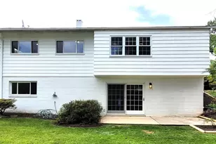 7706 Arlen St, Annandale, VA 22003 - Photo 2