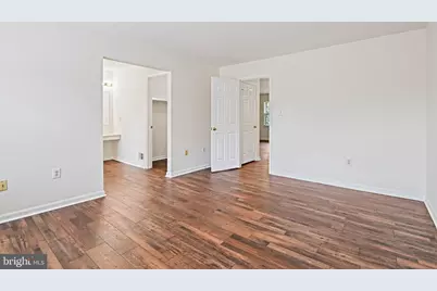2885 Kelly Square, Vienna, VA 22181 - Photo 8