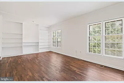 2885 Kelly Square, Vienna, VA 22181 - Photo 6