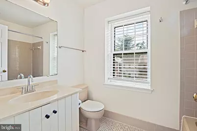 2885 Kelly Square, Vienna, VA 22181 - Photo 10