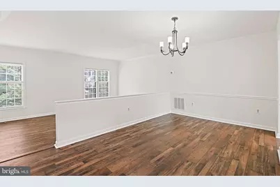 2885 Kelly Square, Vienna, VA 22181 - Photo 4