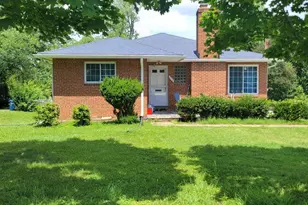 6116 Munson Hill Rd, Falls Church, VA 22044 - Photo 2