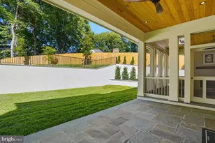5840 Hilldon St, McLean, VA 22101 - Photo 32