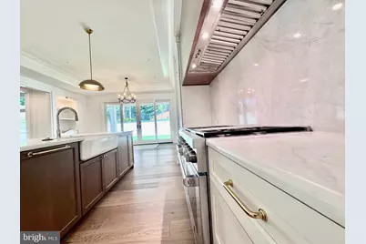 5840 Hilldon Street, McLean, VA 22101 - Photo 8
