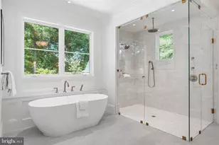 5840 Hilldon St, McLean, VA 22101 - Photo 66
