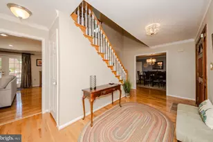 6200 Homespun Ln, Falls Church, VA 22044 - Photo 10