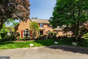 6200 Homespun Ln, Falls Church, VA 22044 - Photo 2