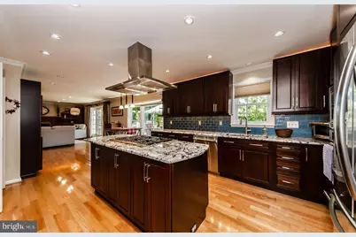 6200 Homespun Lane, Falls Church, VA 22044 - Photo 12