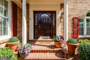 6200 Homespun Ln, Falls Church, VA 22044 - Photo 8