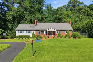 4832 Martin St, Alexandria, VA 22312 - Photo 2