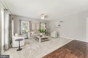 12809 Tournament Dr, Reston, VA 20191 - Photo 18