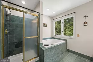 2752 St Elliott Ct, Alexandria, VA 22306 - Photo 52