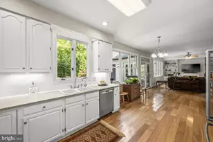 2752 St Elliott Ct, Alexandria, VA 22306 - Photo 32