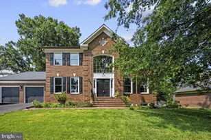 2752 St Elliott Ct, Alexandria, VA 22306 - Photo 2
