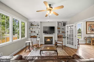 2752 St Elliott Ct, Alexandria, VA 22306 - Photo 16