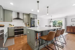 6812 Lamp Post Ln, Alexandria, VA 22306 - Photo 8