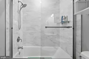 6812 Lamp Post Ln, Alexandria, VA 22306 - Photo 26