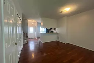 7223 Parson's Ct, Alexandria, VA 22306 - Photo 8