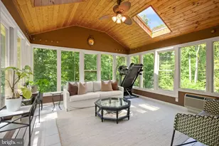 431 Olympia Way, Great Falls, VA 22066 - Photo 34