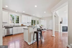2819 Morada Ct, Vienna, VA 22180 - Photo 26