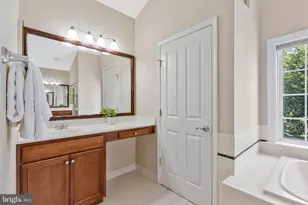 2819 Morada Ct, Vienna, VA 22180 - Photo 36
