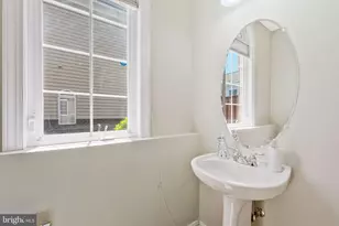 2819 Morada Ct, Vienna, VA 22180 - Photo 28