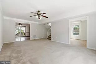 8031 Sleepy View Ln, Springfield, VA 22153 - Photo 8