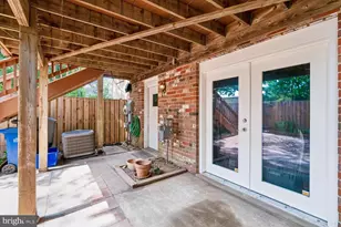 3322 Spring Ln, Falls Church, VA 22041 - Photo 14