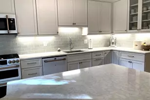 3322 Spring Ln, Falls Church, VA 22041 - Photo 2
