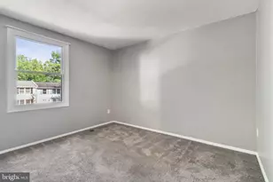 8164 Curving Creek Ct, Springfield, VA 22153 - Photo 18