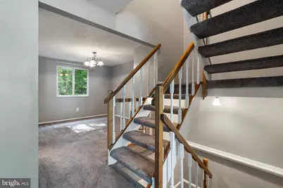 8164 Curving Creek Court, Springfield, VA 22153 - Photo 6