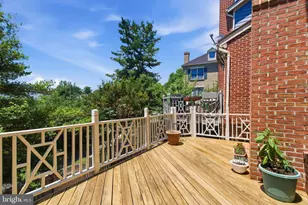 6323 Barcroft Mews Dr, Falls Church, VA 22041 - Photo 14