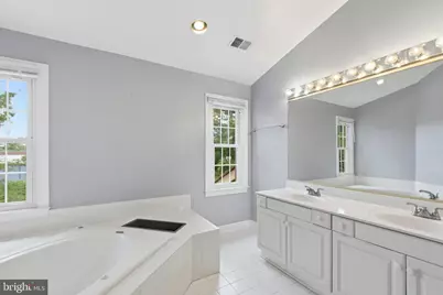 6323 Barcroft Mews Drive, Falls Church, VA 22041 - Photo 18