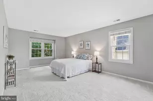 9759 Hatmark Ct, Vienna, VA 22181 - Photo 22