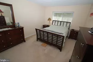 10223 Valentino Dr, Oakton, VA 22124 - Photo 4