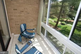 10223 Valentino Dr, Oakton, VA 22124 - Photo 6