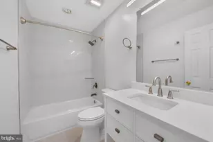 12212 Meadowstream, Herndon, VA 20170 - Photo 36