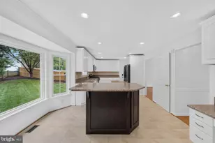 12212 Meadowstream, Herndon, VA 20170 - Photo 16