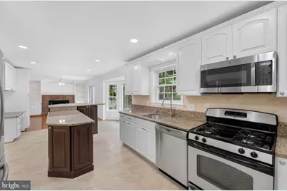 12212 Meadowstream, Herndon, VA 20170 - Photo 20