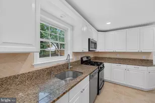 12212 Meadowstream, Herndon, VA 20170 - Photo 24