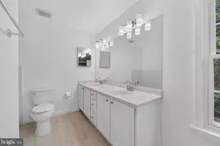 12212 Meadowstream, Herndon, VA 20170 - Photo 32
