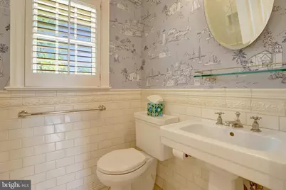 904 Waynewood Boulevard, Alexandria, VA 22308 - Photo 16
