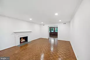 6313 Stoneham Ln, McLean, VA 22101 - Photo 6